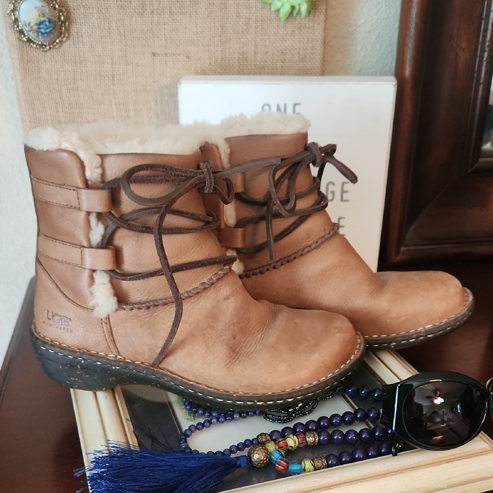 UGG Women's Brown Leather Winter Boots